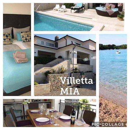 Villetta Mia Njivice Bagian luar foto